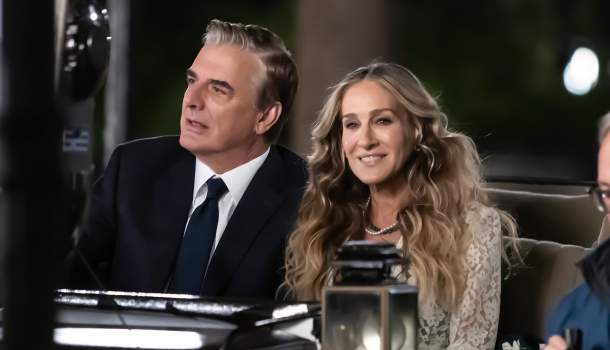 Borítókép: Chris Noth Mr. Big-ként védelmezi Sarah Jessica Parkert - Végre elmondta mit gondol Kim Cattrall viselkedéséről