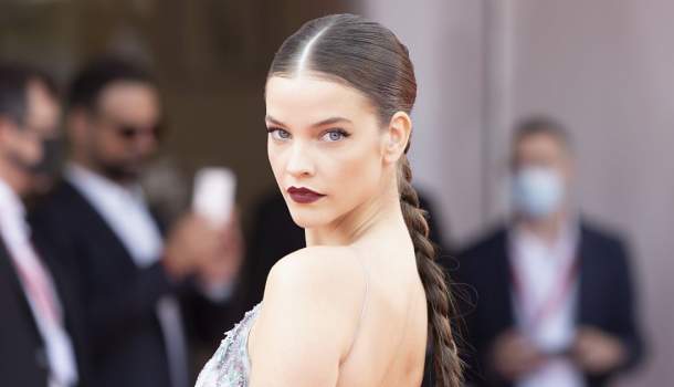 Borítókép: Palvin Barbi mindenkit elvarázsolt a milánói Operaház évadnyitó rendezvényén - FOTÓK