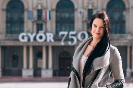 Borítókép: Skubizd meg: rend őrzésből horgolás - Interjú Horog Enikővel, a rendőrnőből lett vállalkozó anyával, a Skubizd alapítójával