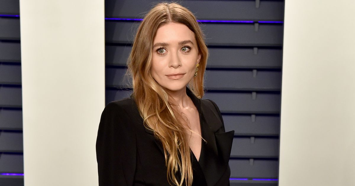 Kopizd le a stílusát: Ashley Olsen már most 2023 egyik legmenőbb cipőjét viseli