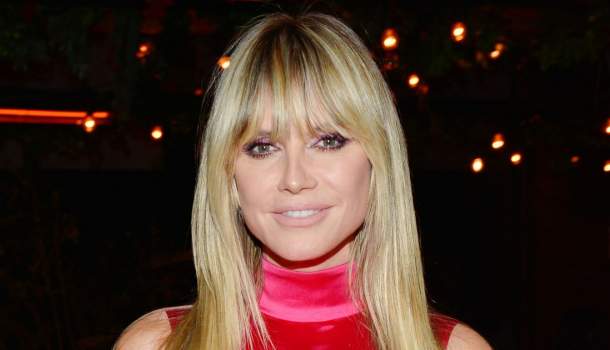 Borítókép: Bomba! Heidi Klum szuperszexi ruhája szinte már alig hagy valamit a képzeletünkre