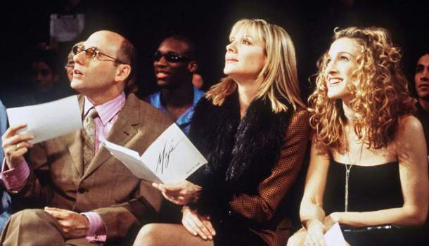 Borítókép: A milánói divathéten bármi megtörténhet! A Szex és New York egykori sztárja felszántotta a Prada kifutóját