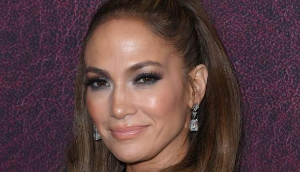 Borítókép: Nem tudja megunni! Jennifer Lopez még most is bolondul a 2000-es évek egyik kedvenc trendjéért