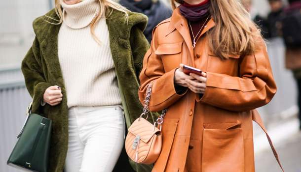 Borítókép: 1 perc stílus: A francia nők így hordják az év egyik nagy cipőtrendjét