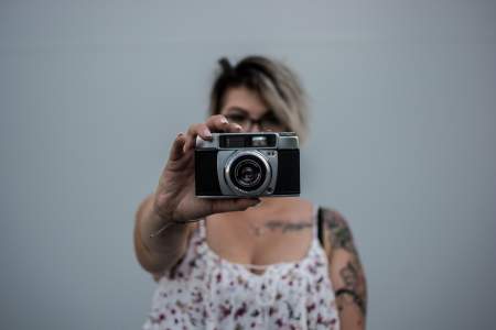 Borítókép: Anyósom mindenkit kiborított az új tetoválásával – nem csodálom