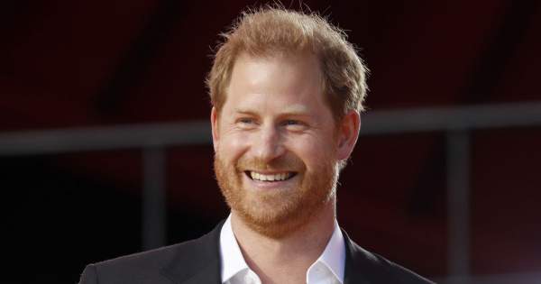 Borítókép: Harry herceg részt vett élete első Super Bowlján, de nem a feleségével érkezett