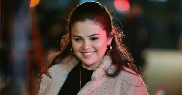 Borítókép: Micsoda csavar! Selena Gomez nem akárkivel posztolt közös képet - FOTÓ