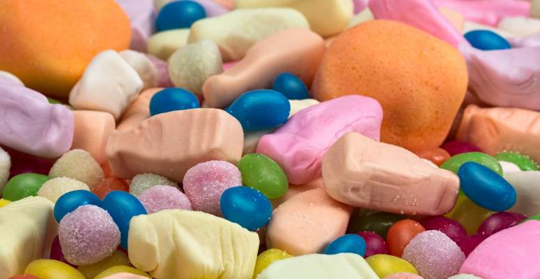 Borítókép: Érzelmi evés: "Megeszem, mert megérdemlem" - Ötvös Edina egészségsherpa válaszol