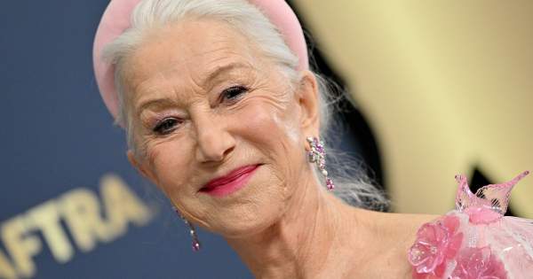 Borítókép: A 76 éves Helen Mirren egy extra vagány csillogós ruhában jelent meg a vörös szőnyegen