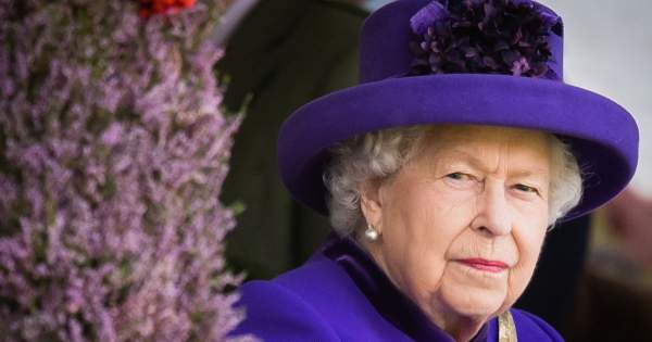 Borítókép: Erzsébet királynő állapotáról árulkodnak a róla készült új fotók