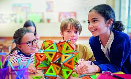 Borítókép: Keresik a legzöldebb és a legkreatívabb ovisokat – Avagy a konzervdoboz és a papírguriga is lehet jó játék