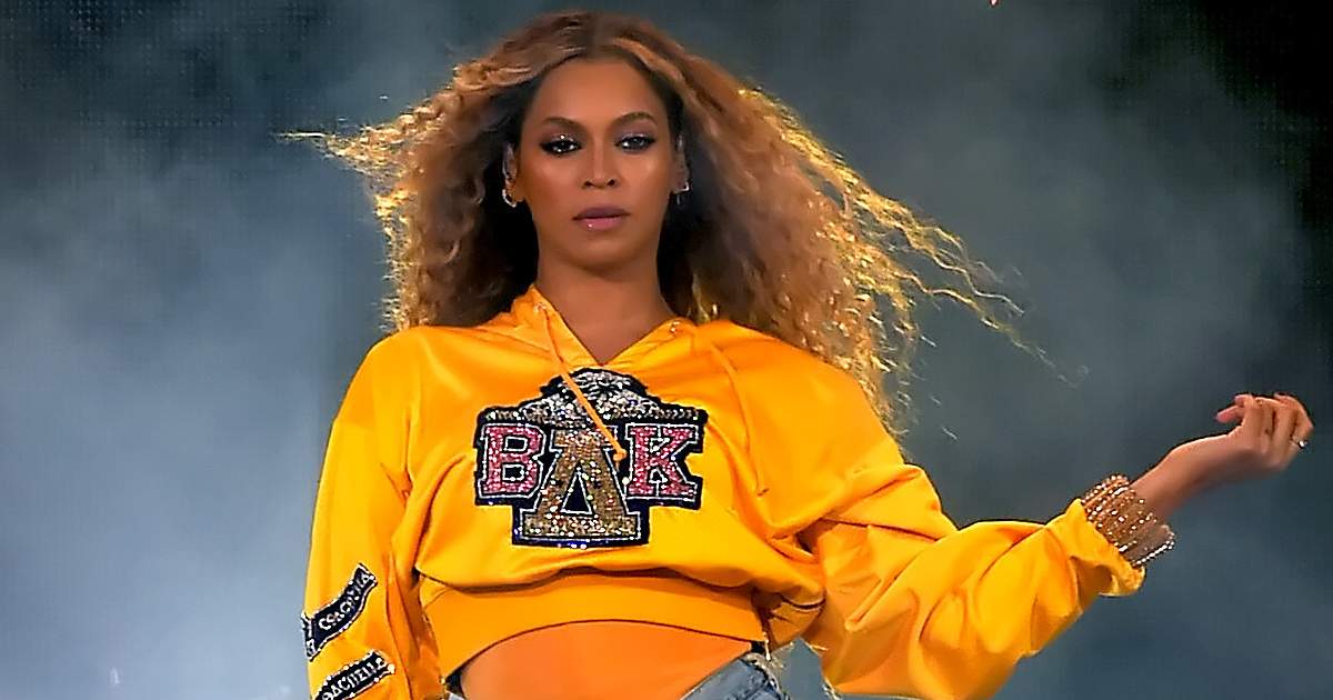 Beyoncé Oscar fellépése felszántotta a netet - Kislányával együtt lépett a színpadra!