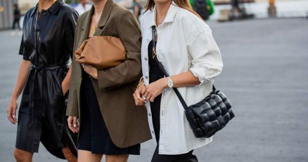 Borítókép: 9 alapdarab, ami 2022 tavaszán nem hiányozhat egyetlen kapszula gardróbból sem