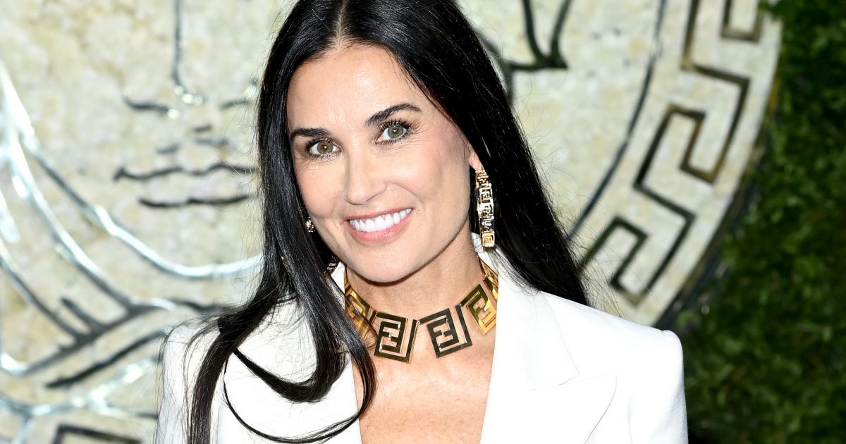 Leesik az állad, ha meglátod: Demi Moore lánya extra feltűnő szettben jelent meg