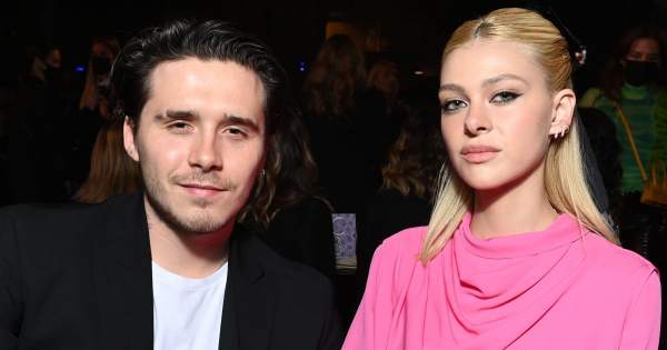 Borítókép: A szavunk is eláll: A magyar színésznő meseszép ruhában érkezett Brooklyn Beckham és Nicola Peltz esküvőjére