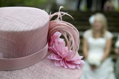 Borítókép: Szándékosan tettem tönkre anyám ruháját a tesóm esküvőjén 