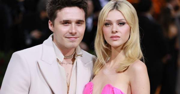 Borítókép: Victoria Beckham büszke lehetett: Brooklyn Beckham és felesége volt a Met-gála egyik legstílusosabb párosa