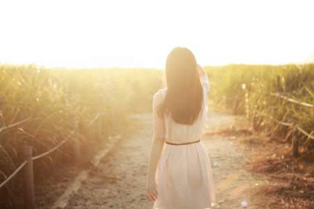 Borítókép: Endrész Tímea: A nők transzcendens energiákat mozgatnak meg