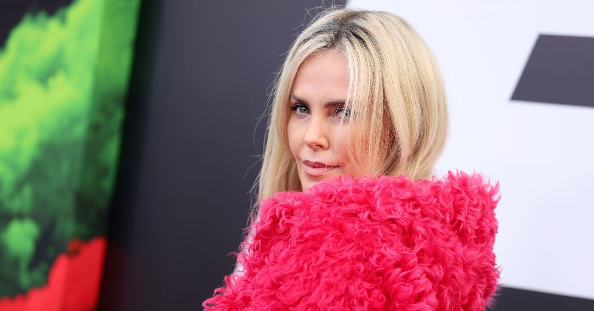 Új szerelem a láthatáron: Halle Berry exével randizgat Charlize Theron