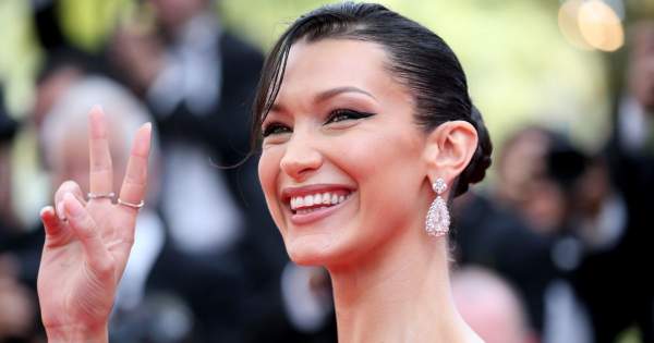 Borítókép: Micsoda pillanat! Bella Hadid egy 35 éves vintage darabban jelent meg a cannes-i filmfesztivál vörös szőnyegén