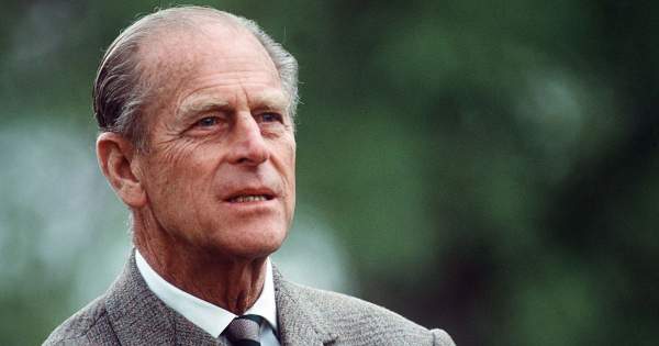 Borítókép: Egy boldogtalan gyermekkor története: Ezért nem látta Fülöp herceg kisfiúként a szüleit