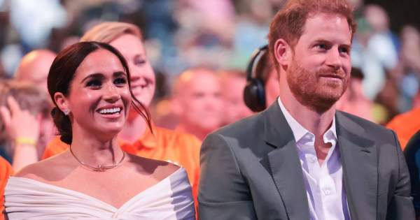 Borítókép: Meghan Markle és Harry is megjelentek a királynő ünnepélyén: mutatjuk a fotókat!