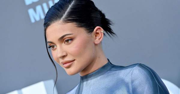 Kylie Jenner az év legmeghökkentőbb bikinijében pózol, nagyon megosztva a netezőket