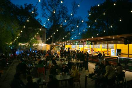 Borítókép: Koncert, online színház, klezmer musical - négy programajánló a nyárra