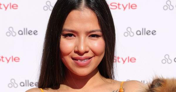 Borítókép: Kiakadt a cukiságfaktor: A várandós Szilágyi Szilvi kerekedő pocakkal és tündéri kutyusával vonult a vörös szőnyegen - FOTÓK 