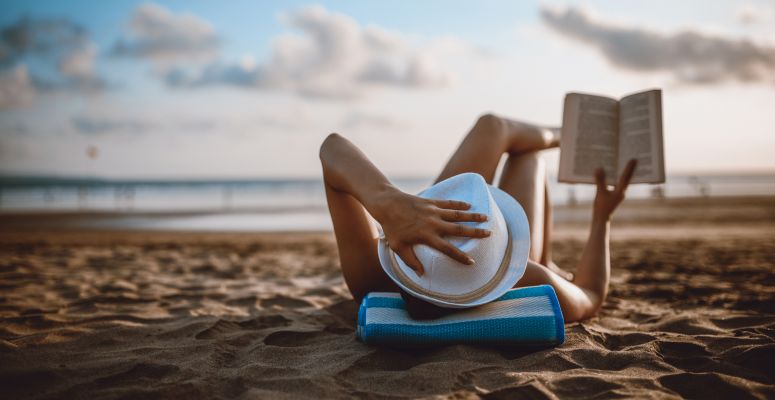 Borítókép: 10 letehetetlen könyv egy felejthetetlen nyári olvasásélményhez