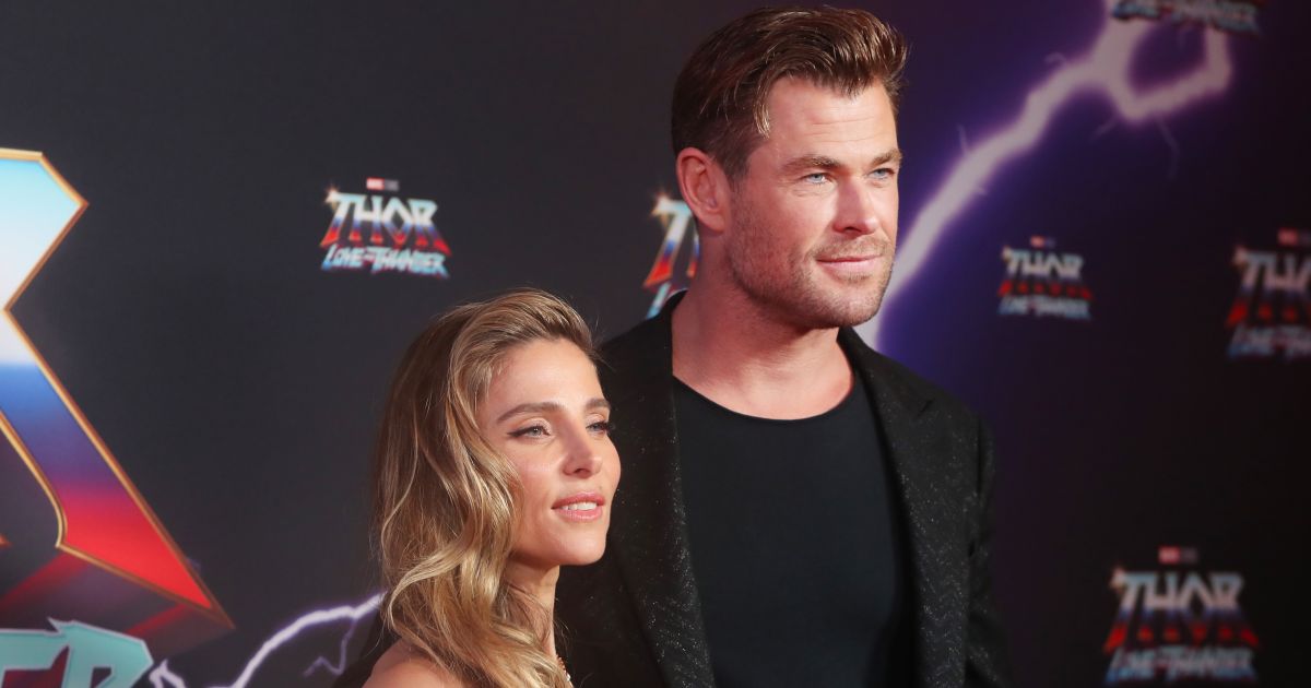 Ritka pillanat: gyerekeivel és csinos feleségével lépett a vörös szőnyegre Chris Hemsworth