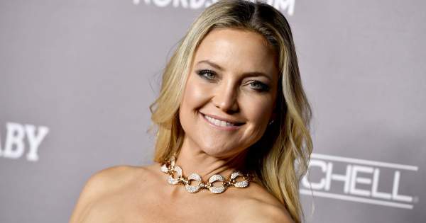 Borítókép: Kate Hudson ruha nélküli képétől teljesen kiakadt a családja