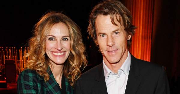 Borítókép: Mennyire édes! Julia Roberts soha nem látott romantikus képpel köszöntötte férjét 21. házassági évfordulójukon