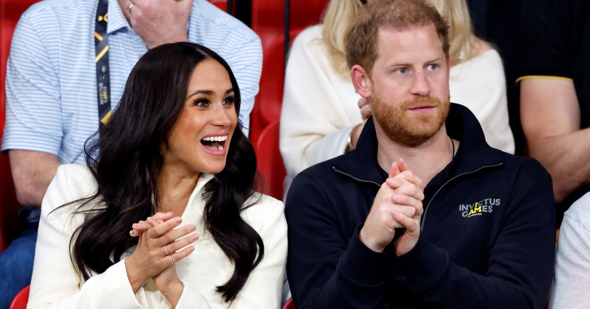 Meghan Markle-t, Harry herceget és Archie-t rajongók kapták lencsevégre egy ünnepségen, a kisfiú rengeteget nőtt, mióta utoljára láttuk