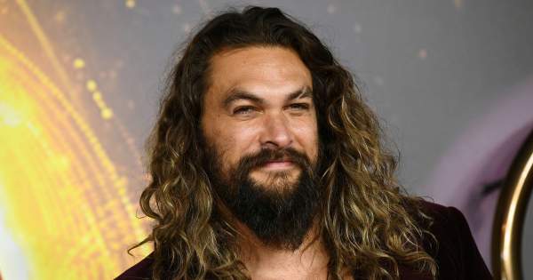 Borítókép: A nap legmeghökkentőbb híre: Jason Momoa frontálisan ütközött egy motorossal