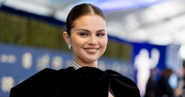 Borítókép: Ő lehet Selena Gomez új pasija - Nyaralás közben kapták őket lencsevégre együtt