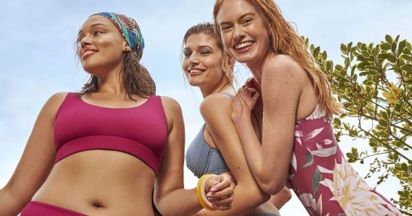 Borítókép: Te jól választottál eddig? Ilyen fürdőruha illik hozzád igazából a színtípusod szerint 