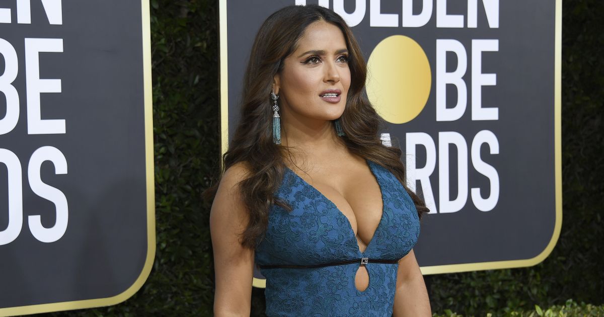 Salma Hayek bikinis fotóján ámul mindenki: csúcsformában van a filmcsillag