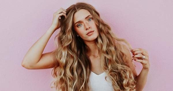 Borítókép: Tudtad? Ezért fontos, hogy mindig alaposan megtisztítsd a fésűdet és a hajkefédet