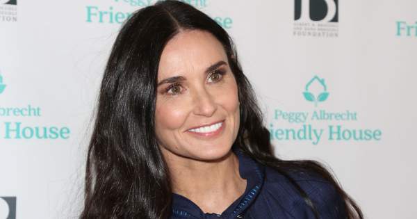 Demi Moore fürdőruhás képe felszántotta a netet: még volt férje, Bruce Willis is reagált rá!