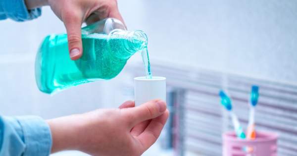 Borítókép: 5 trükk, amivel olyan tökéletes lehet a mosolyod, mint a hollywoodi sztároké