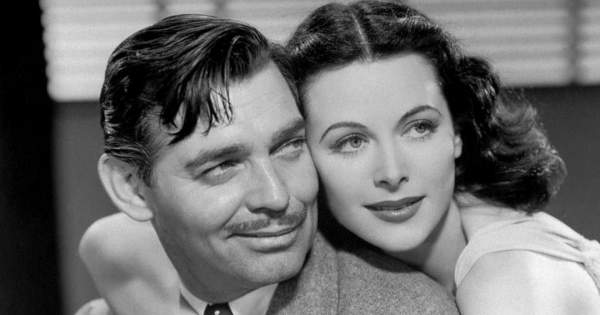 Borítókép: A világhírű színész, aki karrierje kezdetén selyemfiúként is boldogította Hollywood befolyásos férfijait: Clark Gable
