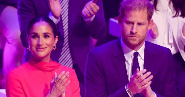 Borítókép: Meghan Markle és Harry testbeszéde éles kontrasztban volt egymással tegnapi megjelenésükön