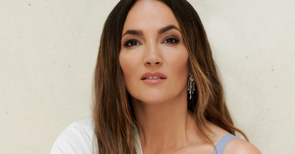 Borítókép: Hatalmas az öröm: újra kisbabát vár Annoni Zita!