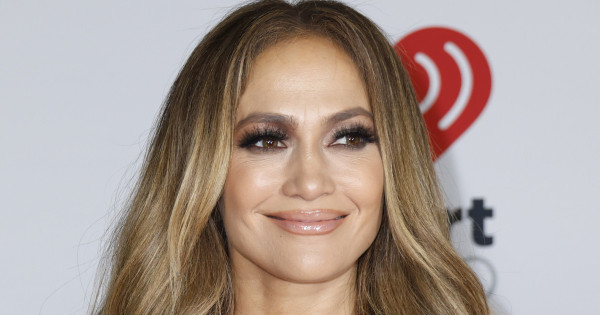 Borítókép: Nem semmi! Jennifer Lopez legújabb filmjében sem fél megmutatni tökéletes alakját