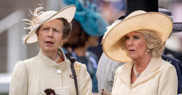 Borítókép: Érdekes pletyka kering! Kamilla királyné és Anna hercegnő egykor ugyanazt a férfit szerették