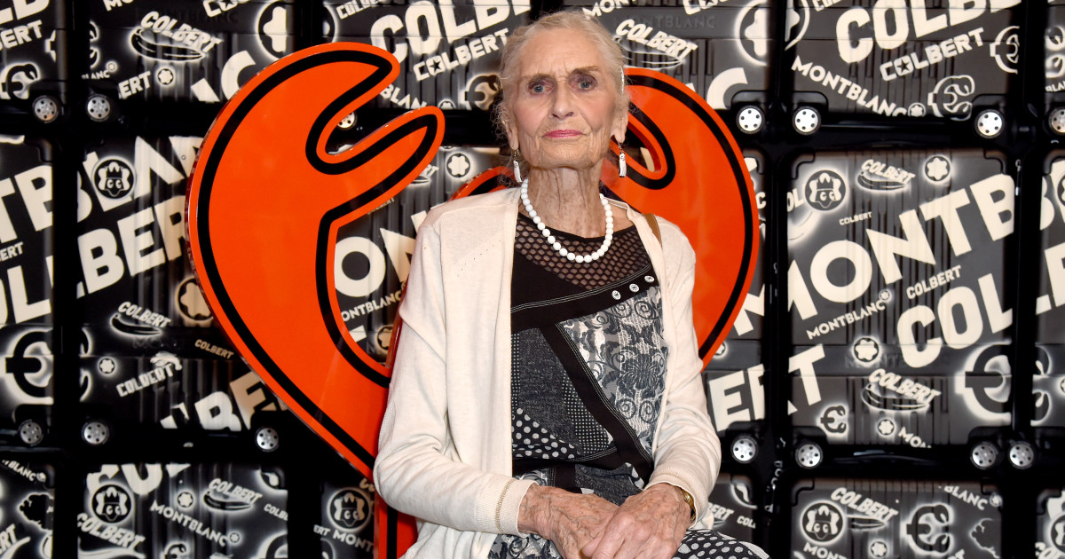 94 éves modell a kifutó sztárja: Daphne Selfe igazi kortalan szépség