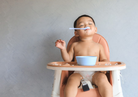 Borítókép: Hogyan kezdjük el a hozzátáplálást? Gyermekdietetikus szakértő segít!