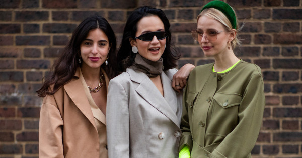 Borítókép: Ezeket a frizurákat ki kell próbálnod! 3 vágási trükk, ami dúsabbá varázsolja a vékony szálú hajat