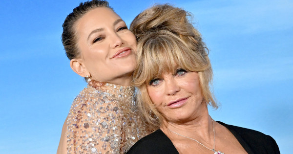 Borítókép: Nincs náluk sugárzóbb anya-lánya páros: Kate Hudson és Goldie Hawn együtt pózoltak a vörös szőnyegen